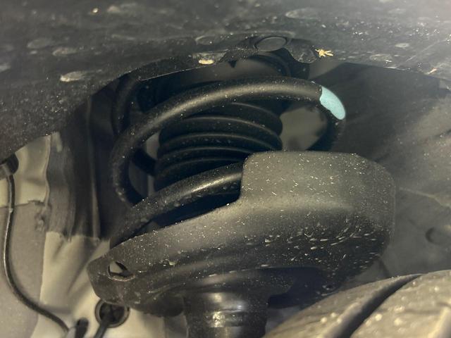 プリウス Ｚ　１２．３インチディスプレイオーディオ　全周囲カメラ　セーフティセンス　禁煙車　電動リアゲート　前席シートエアコン　パワーシート　コーナーセンサー　スマートキー　ＬＥＤヘッド　ビルトインＥＴＣ（20枚目）