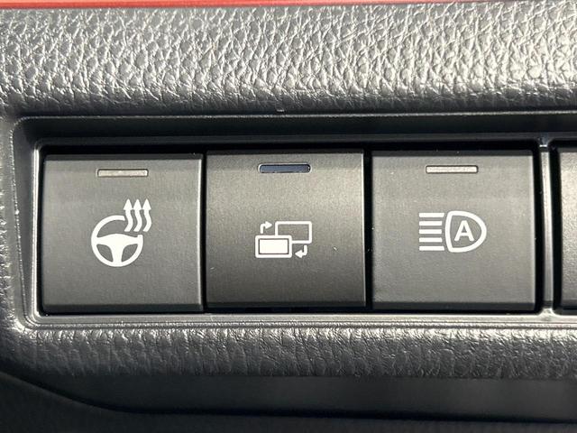 プリウス Ｚ　１２．３インチディスプレイオーディオ　全周囲カメラ　セーフティセンス　禁煙車　電動リアゲート　前席シートエアコン　パワーシート　コーナーセンサー　スマートキー　ＬＥＤヘッド　ビルトインＥＴＣ（44枚目）