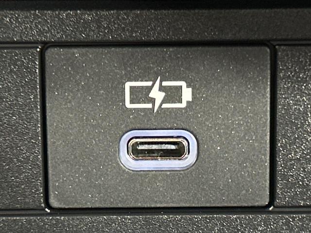 プリウス Ｚ　１２．３インチディスプレイオーディオ　全周囲カメラ　セーフティセンス　禁煙車　電動リアゲート　前席シートエアコン　パワーシート　コーナーセンサー　スマートキー　ＬＥＤヘッド　ビルトインＥＴＣ（55枚目）