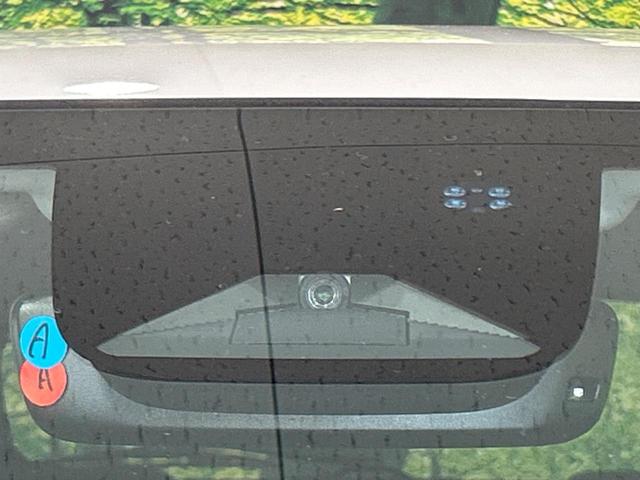 ヴェゼル e:HEV Z 純正9インチナビ バックカメラ ホンダセンシング レーダークルーズ 禁煙車 パワーバックドア ハーフレザーシート シートヒーター 前後ドラレコ コーナーセンサー レーンキープ スマートキー(5枚目)