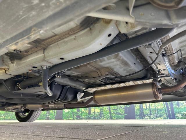 Ｎ－ＢＯＸカスタム Ｇ・Ｌパッケージ　オーディオ機器　電動スライドドア　ＨＩＤヘッド　スマートキー　オートエアコン　ＥＴＣ　オートライト　ステアリングスイッチ　ブラックインテリア　アイドリングストップ　ベンチシート　プライバシーガラス（22枚目）