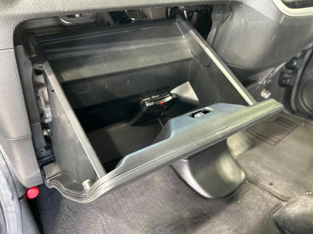 Ｎ－ＢＯＸカスタム Ｇ・Ｌパッケージ　オーディオ機器　電動スライドドア　ＨＩＤヘッド　スマートキー　オートエアコン　ＥＴＣ　オートライト　ステアリングスイッチ　ブラックインテリア　アイドリングストップ　ベンチシート　プライバシーガラス（41枚目）