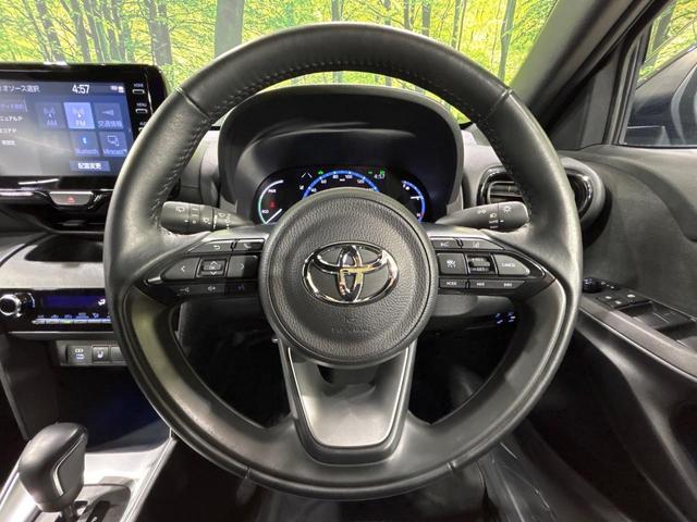 ヤリスクロス ハイブリッドＺ　全周囲カメラ　トヨタセーフティセンス　レーダークルーズ　禁煙車　ハーフレザーシート　シートヒーター　パワーシート　コーナーセンサー　レーンキープ　スマートキー　ＬＥＤヘッド　ディスプレイオーディオ（11枚目）