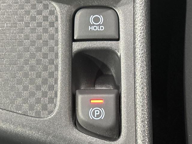 ヤリスクロス ハイブリッドＺ　全周囲カメラ　トヨタセーフティセンス　レーダークルーズ　禁煙車　ハーフレザーシート　シートヒーター　パワーシート　コーナーセンサー　レーンキープ　スマートキー　ＬＥＤヘッド　ディスプレイオーディオ（42枚目）