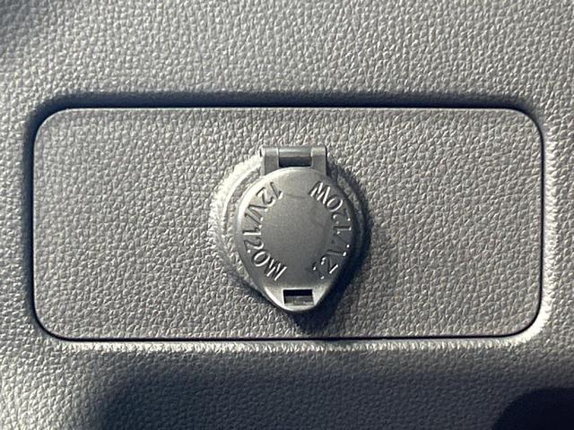 ヤリスクロス ハイブリッドＺ　全周囲カメラ　トヨタセーフティセンス　レーダークルーズ　禁煙車　ハーフレザーシート　シートヒーター　パワーシート　コーナーセンサー　レーンキープ　スマートキー　ＬＥＤヘッド　ディスプレイオーディオ（49枚目）