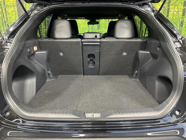 ヤリスクロス ハイブリッドＺ　全周囲カメラ　トヨタセーフティセンス　レーダークルーズ　禁煙車　ハーフレザーシート　シートヒーター　パワーシート　コーナーセンサー　レーンキープ　スマートキー　ＬＥＤヘッド　ディスプレイオーディオ（60枚目）