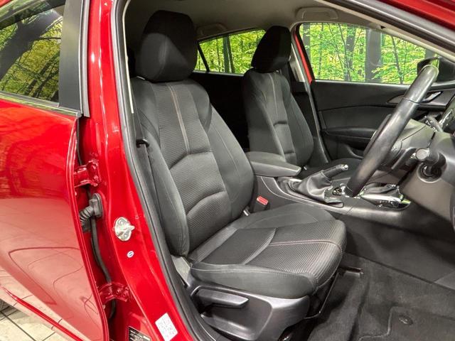 アクセラスポーツ １５ＸＤ　プロアクティブ　マツダコネクトナビ　バックカメラ　衝突軽減システム　禁煙車　レーダークルーズコントロール　ＥＴＣ　クリアランスソナー　ＬＥＤヘッドライト　アイドリングストップ　スマートキー　フルセグ（8枚目）