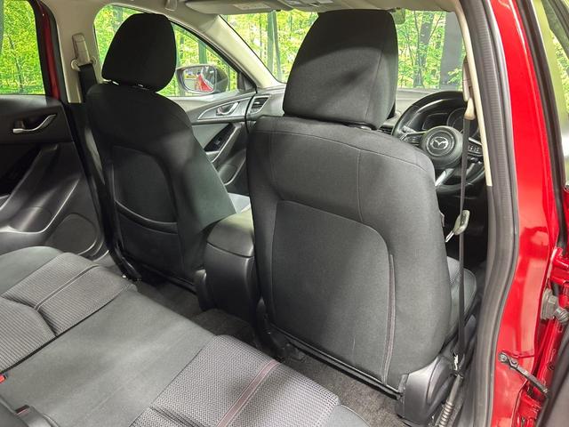 アクセラスポーツ １５ＸＤ　プロアクティブ　マツダコネクトナビ　バックカメラ　衝突軽減システム　禁煙車　レーダークルーズコントロール　ＥＴＣ　クリアランスソナー　ＬＥＤヘッドライト　アイドリングストップ　スマートキー　フルセグ（48枚目）