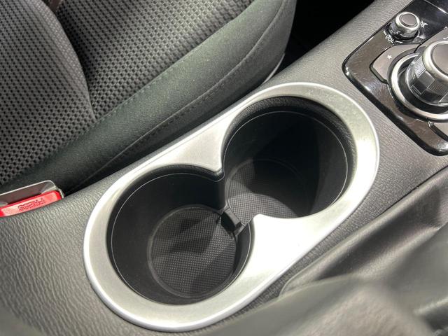 アクセラスポーツ １５ＸＤ　プロアクティブ　マツダコネクトナビ　バックカメラ　衝突軽減システム　禁煙車　レーダークルーズコントロール　ＥＴＣ　クリアランスソナー　ＬＥＤヘッドライト　アイドリングストップ　スマートキー　フルセグ（52枚目）