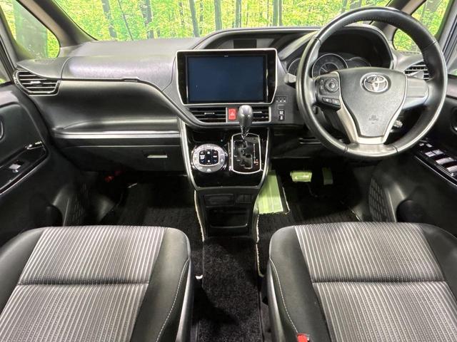 ヴォクシー ＺＳ　煌ＩＩ　両側電動スライドドア　後席モニター　純正１０型ナビ　バックカメラ　衝突被害軽減システム　禁煙　ドラレコ　クルコン　スマートキー　ＬＥＤヘッド　ビルトインＥＴＣ　純正１６インチアルミ　デュアルオートＡＣ（2枚目）