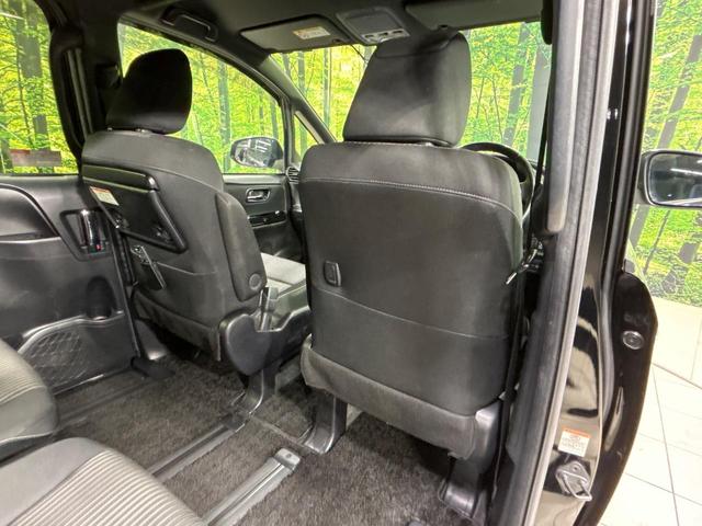 ヴォクシー ＺＳ　煌ＩＩ　両側電動スライドドア　後席モニター　純正１０型ナビ　バックカメラ　衝突被害軽減システム　禁煙　ドラレコ　クルコン　スマートキー　ＬＥＤヘッド　ビルトインＥＴＣ　純正１６インチアルミ　デュアルオートＡＣ（67枚目）
