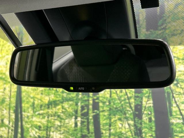 プリウス Sセーフティプラス ツートーン 純正9型ナビ バックカメラ セーフティセンス パーキングアシスト レーダークルーズコントロール ドラレコ LEDヘッド ETC Bluetooth 禁煙車 車線逸脱警報 オートライト オートエアコン(41枚目)