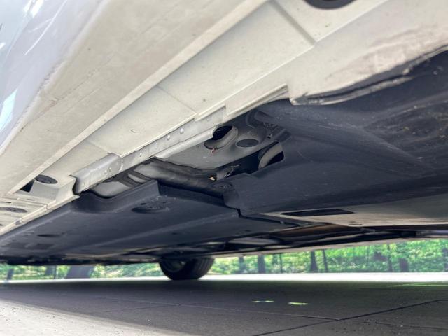 プリウス Sセーフティプラス ツートーン 純正9型ナビ バックカメラ セーフティセンス パーキングアシスト レーダークルーズコントロール ドラレコ LEDヘッド ETC Bluetooth 禁煙車 車線逸脱警報 オートライト オートエアコン(61枚目)