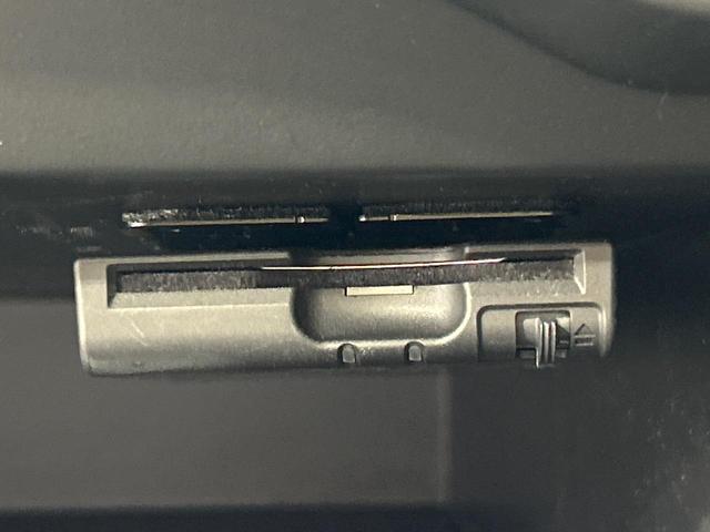 ノート ｅ－パワー　Ｘ　純正ＳＤナビ　全周囲カメラ　衝突軽減システム　クリアランスソナー　ＬＥＤヘッドライト　ＥＴＣ　ドラレコ　オートライト　アイドリングストップ　純正１５インチアルミホイール　スマートキー　盗難防止システム（7枚目）