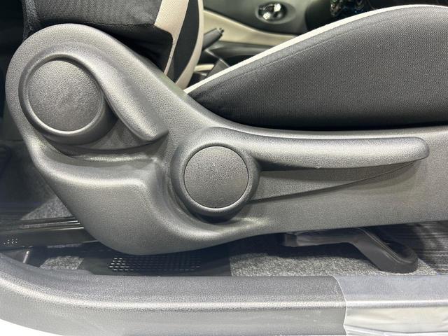 ノート ｅ－パワー　Ｘ　純正ＳＤナビ　全周囲カメラ　衝突軽減システム　クリアランスソナー　ＬＥＤヘッドライト　ＥＴＣ　ドラレコ　オートライト　アイドリングストップ　純正１５インチアルミホイール　スマートキー　盗難防止システム（56枚目）