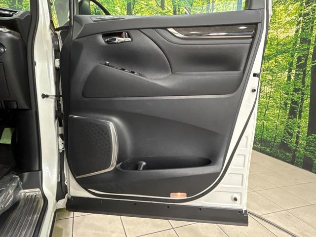 ヴェルファイア ２．５Ｚ　Ｇエディション　ＢＩＧＸ１１インチナビ　両側電動ドア　後席モニター　バックカメラ　禁煙車　電動リアゲート　コーナーセンサー　スマートキー　ＬＥＤヘッド　ビルトインＥＴＣ　クルコン　純正１８インチアルミ　オートライト（41枚目）