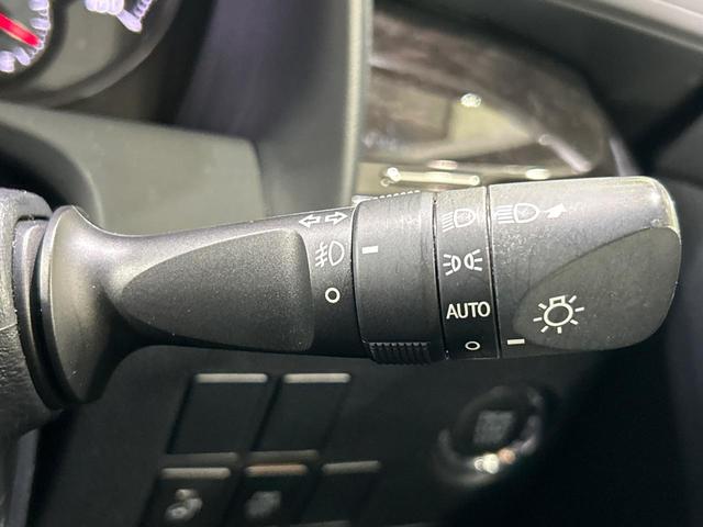 ヴェルファイア ２．５Ｚ　Ｇエディション　ＢＩＧＸ１１インチナビ　両側電動ドア　後席モニター　バックカメラ　禁煙車　電動リアゲート　コーナーセンサー　スマートキー　ＬＥＤヘッド　ビルトインＥＴＣ　クルコン　純正１８インチアルミ　オートライト（49枚目）