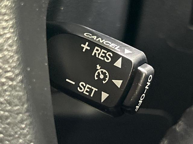 ヴェルファイア ２．５Ｚ　Ｇエディション　ＢＩＧＸ１１インチナビ　両側電動ドア　後席モニター　バックカメラ　禁煙車　電動リアゲート　コーナーセンサー　スマートキー　ＬＥＤヘッド　ビルトインＥＴＣ　クルコン　純正１８インチアルミ　オートライト（51枚目）