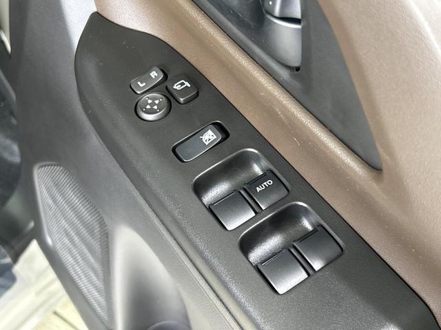スペーシア ハイブリッドＧ　届出済未使用車　セーフティサポート　スマートキー　ＬＥＤヘッド　オートハイビーム　オートライト　オートエアコン　運転席バニティミラー　横滑防止装置　アイドリングストップ　ヘッドライトレベライザー（40枚目）