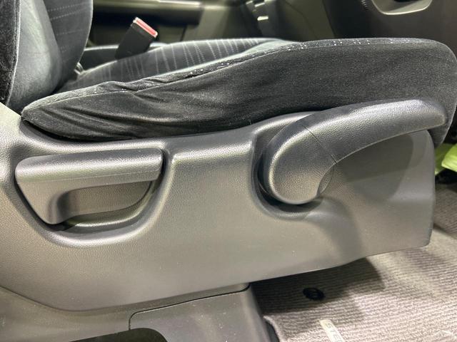 ステップワゴン G HIDエディション 両側電動ドア 純正HDDナビ 後席モニター バックカメラ 禁煙車 ドラレコ HIDヘッド ビルトインETC オートライト オートエアコン CD DVD再生 地デジ(43枚目)