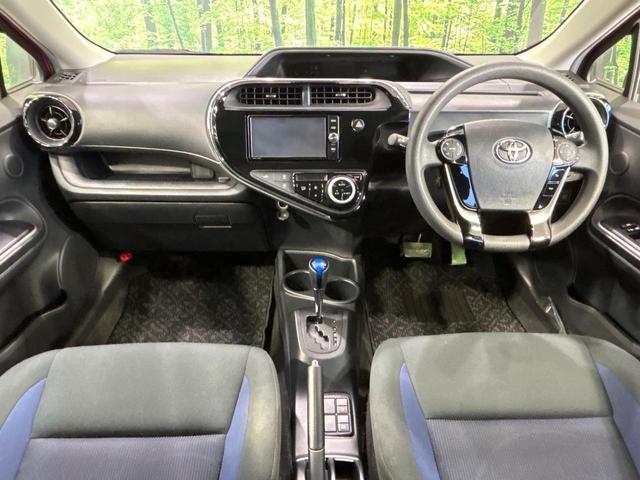 アクア Ｓ　純正ＳＤナビ　バックカメラ　衝突軽減システム　禁煙車　ＥＴＣ　オートマチックハイビーム　Ｂｌｕｅｔｏｏｔｈ再生　ＤＶＤ／ＣＤ再生　オートライト　スマートキー　オートエアコン　電動格納ミラー（2枚目）