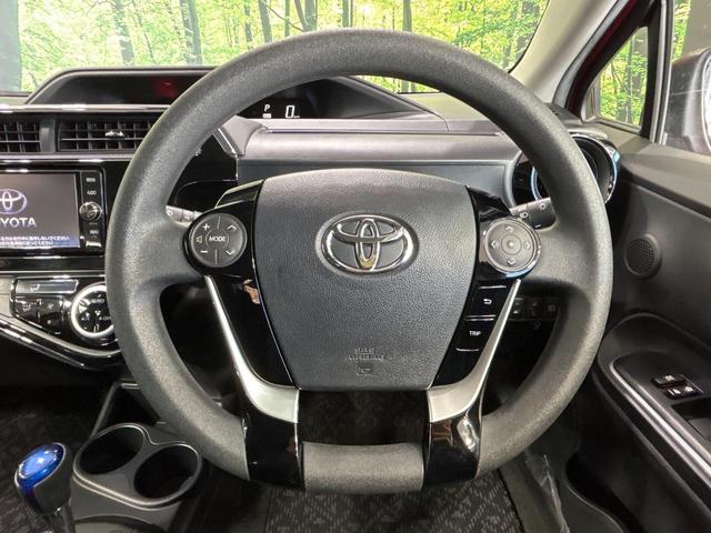 アクア Ｓ　純正ＳＤナビ　バックカメラ　衝突軽減システム　禁煙車　ＥＴＣ　オートマチックハイビーム　Ｂｌｕｅｔｏｏｔｈ再生　ＤＶＤ／ＣＤ再生　オートライト　スマートキー　オートエアコン　電動格納ミラー（11枚目）