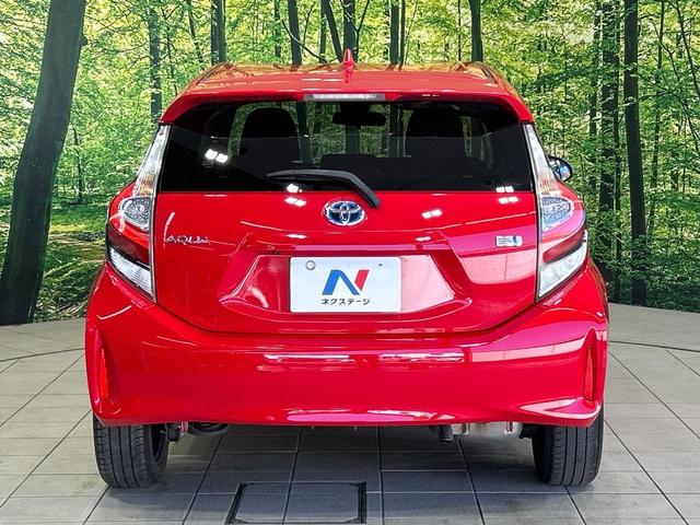 アクア Ｓ　純正ＳＤナビ　バックカメラ　衝突軽減システム　禁煙車　ＥＴＣ　オートマチックハイビーム　Ｂｌｕｅｔｏｏｔｈ再生　ＤＶＤ／ＣＤ再生　オートライト　スマートキー　オートエアコン　電動格納ミラー（15枚目）