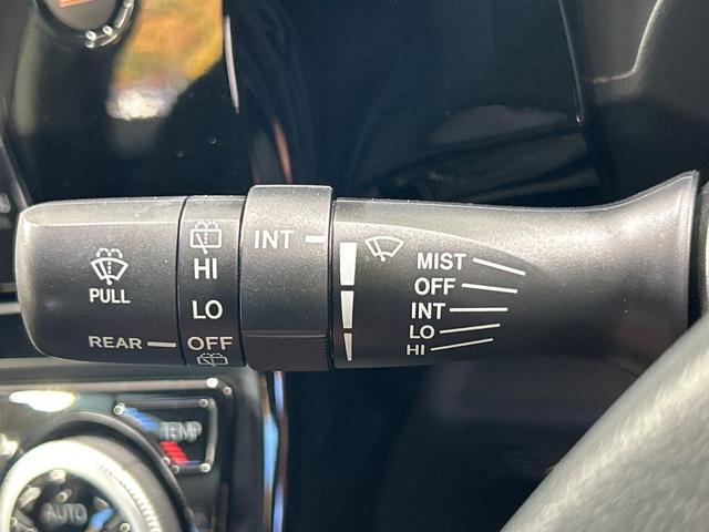 アクア Ｓ　純正ＳＤナビ　バックカメラ　衝突軽減システム　禁煙車　ＥＴＣ　オートマチックハイビーム　Ｂｌｕｅｔｏｏｔｈ再生　ＤＶＤ／ＣＤ再生　オートライト　スマートキー　オートエアコン　電動格納ミラー（35枚目）