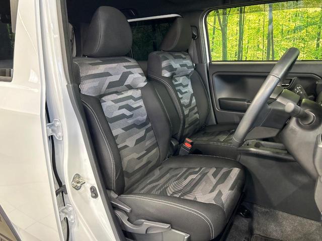 タフト Ｇ　ダーククロムベンチャー　ガラスルーフ　ＳＤナビ　フルセグ　バックカメラ　衝突被害軽減システム　禁煙車　ドラレコ　コーナーセンサー　スマートキー　ＬＥＤヘッド　ＥＴＣ　純正１５インチアルミ　オートハイビーム　前席ヒーター（8枚目）