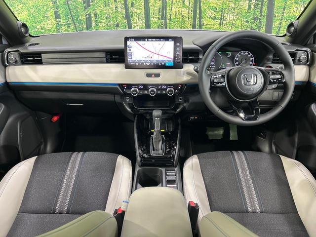 ヴェゼル ｅ：ＨＥＶ　Ｚ・ＰＬａＹパッケージ　登録済未使用車　パノラマルーフ　全周囲カメラ　プレミアムオーディオ　純正９型ナビ　衝突軽減ブレーキ　レーダークルーズ　電動リアゲート　ハーフレザーシート　スマートキー　ＬＥＤヘッド　ビルトインＥＴＣ（2枚目）