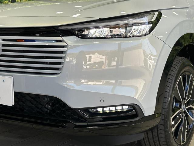 ヴェゼル ｅ：ＨＥＶ　Ｚ・ＰＬａＹパッケージ　登録済未使用車　パノラマルーフ　全周囲カメラ　プレミアムオーディオ　純正９型ナビ　衝突軽減ブレーキ　レーダークルーズ　電動リアゲート　ハーフレザーシート　スマートキー　ＬＥＤヘッド　ビルトインＥＴＣ（12枚目）