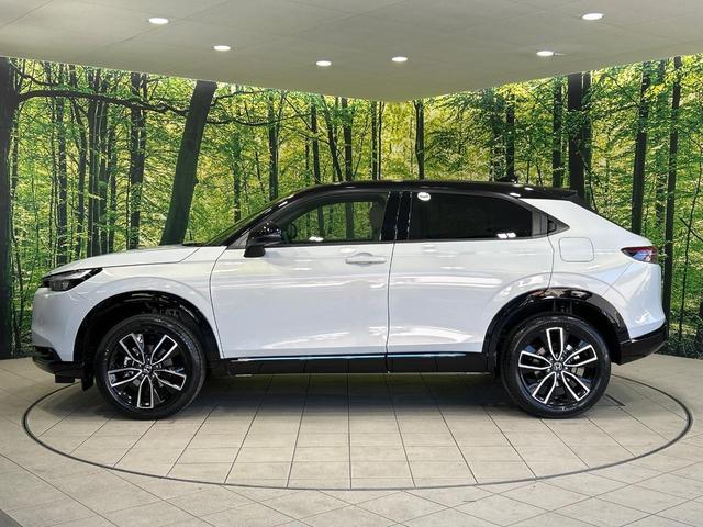 ヴェゼル ｅ：ＨＥＶ　Ｚ・ＰＬａＹパッケージ　登録済未使用車　パノラマルーフ　全周囲カメラ　プレミアムオーディオ　純正９型ナビ　衝突軽減ブレーキ　レーダークルーズ　電動リアゲート　ハーフレザーシート　スマートキー　ＬＥＤヘッド　ビルトインＥＴＣ（21枚目）