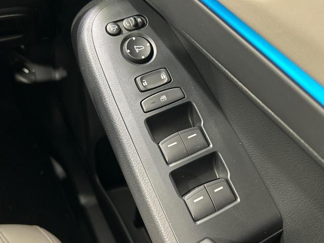 ヴェゼル ｅ：ＨＥＶ　Ｚ・ＰＬａＹパッケージ　登録済未使用車　パノラマルーフ　全周囲カメラ　プレミアムオーディオ　純正９型ナビ　衝突軽減ブレーキ　レーダークルーズ　電動リアゲート　ハーフレザーシート　スマートキー　ＬＥＤヘッド　ビルトインＥＴＣ（30枚目）