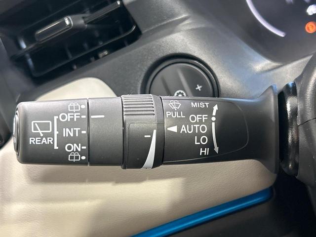 ヴェゼル ｅ：ＨＥＶ　Ｚ・ＰＬａＹパッケージ　登録済未使用車　パノラマルーフ　全周囲カメラ　プレミアムオーディオ　純正９型ナビ　衝突軽減ブレーキ　レーダークルーズ　電動リアゲート　ハーフレザーシート　スマートキー　ＬＥＤヘッド　ビルトインＥＴＣ（35枚目）