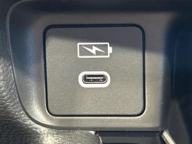 ヴェゼル ｅ：ＨＥＶ　Ｚ・ＰＬａＹパッケージ　登録済未使用車　パノラマルーフ　全周囲カメラ　プレミアムオーディオ　純正９型ナビ　衝突軽減ブレーキ　レーダークルーズ　電動リアゲート　ハーフレザーシート　スマートキー　ＬＥＤヘッド　ビルトインＥＴＣ（53枚目）