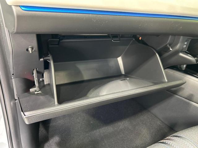 ヴェゼル ｅ：ＨＥＶ　Ｚ・ＰＬａＹパッケージ　登録済未使用車　パノラマルーフ　全周囲カメラ　プレミアムオーディオ　純正９型ナビ　衝突軽減ブレーキ　レーダークルーズ　電動リアゲート　ハーフレザーシート　スマートキー　ＬＥＤヘッド　ビルトインＥＴＣ（62枚目）