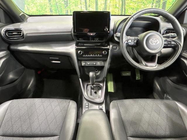ヤリスクロス Z 純正8型ナビ 全周囲カメラ?トヨタセーフティセンス レーダークルーズ 禁煙車 ハーフレザーシート シートヒーター パワーシート ドラレコ コーナーセンサー レーンキープ ステアリングヒーター(2枚目)