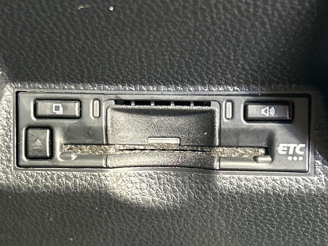 ヤリスクロス Z 純正8型ナビ 全周囲カメラ?トヨタセーフティセンス レーダークルーズ 禁煙車 ハーフレザーシート シートヒーター パワーシート ドラレコ コーナーセンサー レーンキープ ステアリングヒーター(7枚目)