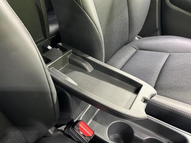 ヤリスクロス Z 純正8型ナビ 全周囲カメラ?トヨタセーフティセンス レーダークルーズ 禁煙車 ハーフレザーシート シートヒーター パワーシート ドラレコ コーナーセンサー レーンキープ ステアリングヒーター(53枚目)