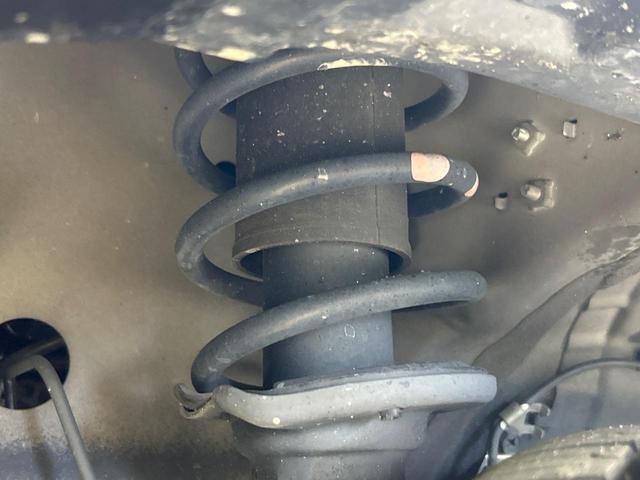 ハスラー ＪスタイルＩＩＩターボ　ターボ　全周囲カメラ　純正ＳＤナビ　セーフティーサポート　禁煙車　シートヒーター　ハーフレザーシート　ドラレコ　ＨＩＤヘッド　クルコン　純正１５インチアルミ　オートライト　Ｂｌｕｅｔｏｏｔｈ（21枚目）