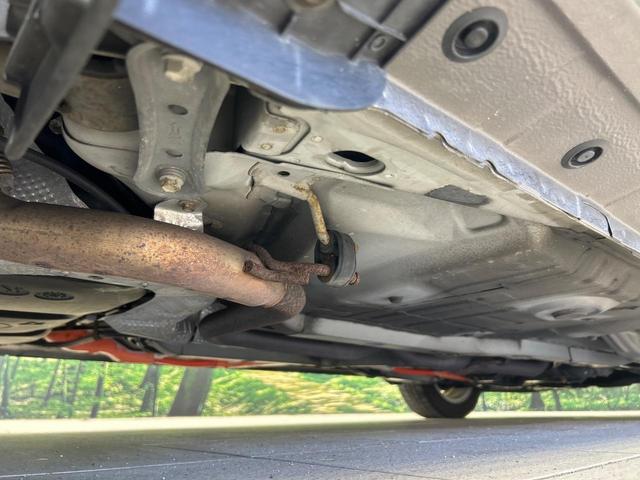 アクア Ｇ　禁煙車　純正ＳＤナビ　バックカメラ　ＥＴＣ　オートライト　フルセグ　Ｂｌｕｅｔｏｔｈ再生　スマートキー　ＤＶＤ／ＣＤ再生　アイドリングストップ　１５インチアルミホイール　盗難防止システム（21枚目）