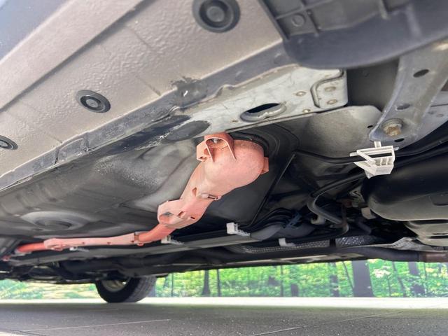 アクア Ｇ　禁煙車　純正ＳＤナビ　バックカメラ　ＥＴＣ　オートライト　フルセグ　Ｂｌｕｅｔｏｔｈ再生　スマートキー　ＤＶＤ／ＣＤ再生　アイドリングストップ　１５インチアルミホイール　盗難防止システム（22枚目）