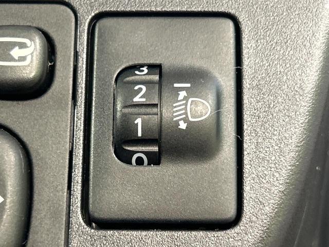 アクア Ｇ　禁煙車　純正ＳＤナビ　バックカメラ　ＥＴＣ　オートライト　フルセグ　Ｂｌｕｅｔｏｔｈ再生　スマートキー　ＤＶＤ／ＣＤ再生　アイドリングストップ　１５インチアルミホイール　盗難防止システム（32枚目）