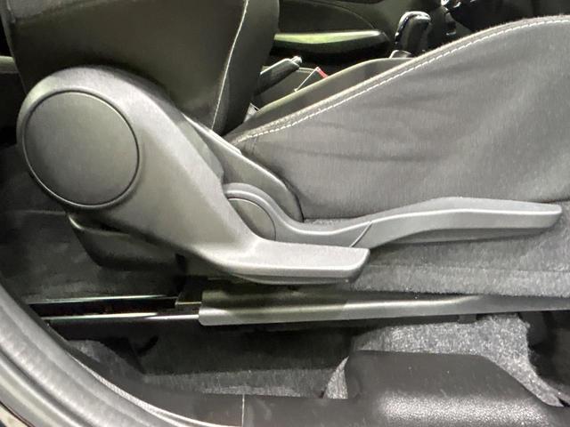 スイフト ハイブリッドＲＳ　８型ＳＤナビ　バックカメラ　禁煙車　シートヒーター　ドラレコ　スマートキー　ＬＥＤヘッド　ＥＴＣ　純正１６インチアルミ　オートエアコン　Ｂｌｕｅｔｏｏｔｈ　ＣＤ　ＤＶＤ再生　フルセグ　パドルシフト（42枚目）