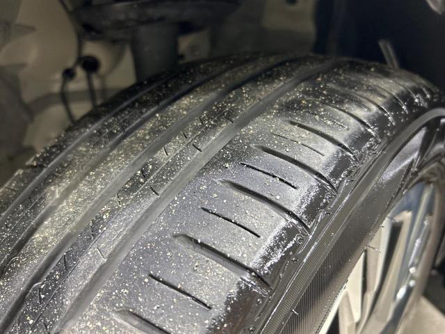 ヤリスクロス ハイブリッドＺ　モデリスタエアロ　パノラミックビューモニター　電動リヤゲート　１００Ｖ電源　セーフティセンス　レーダークルーズ　禁煙車　ハーフレザーシート　パワーシート　ドラレコ　コーナーセンサー　スマートキー（27枚目）