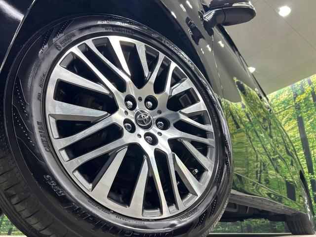 ヴェルファイア ２．５Ｚ　Ｇエディション　ツインムーンルーフ　フリップダウンモニター　ＢＩＧＸ１１ＳＤナビ　セーフティセンス　両側電動ドア　バックカメラ　１００Ｖ電源　　レーダークルーズ　禁煙車　電動リアゲート　ハーフレザーシート（13枚目）