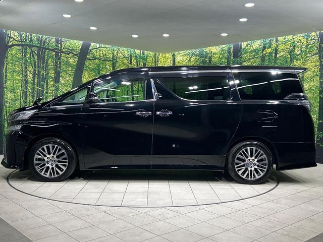 ヴェルファイア ２．５Ｚ　Ｇエディション　ツインムーンルーフ　フリップダウンモニター　ＢＩＧＸ１１ＳＤナビ　セーフティセンス　両側電動ドア　バックカメラ　１００Ｖ電源　　レーダークルーズ　禁煙車　電動リアゲート　ハーフレザーシート（36枚目）