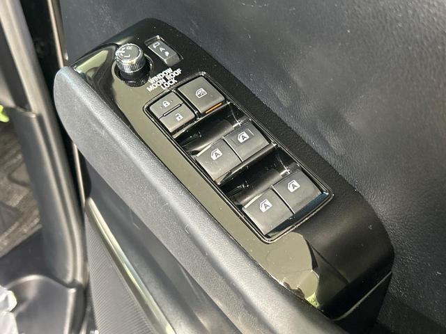 ヴェルファイア ２．５Ｚ　Ｇエディション　ツインムーンルーフ　フリップダウンモニター　ＢＩＧＸ１１ＳＤナビ　セーフティセンス　両側電動ドア　バックカメラ　１００Ｖ電源　　レーダークルーズ　禁煙車　電動リアゲート　ハーフレザーシート（41枚目）