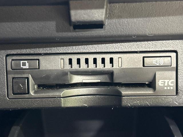 ヴェルファイア ２．５Ｚ　Ｇエディション　ツインムーンルーフ　フリップダウンモニター　ＢＩＧＸ１１ＳＤナビ　セーフティセンス　両側電動ドア　バックカメラ　１００Ｖ電源　　レーダークルーズ　禁煙車　電動リアゲート　ハーフレザーシート（47枚目）