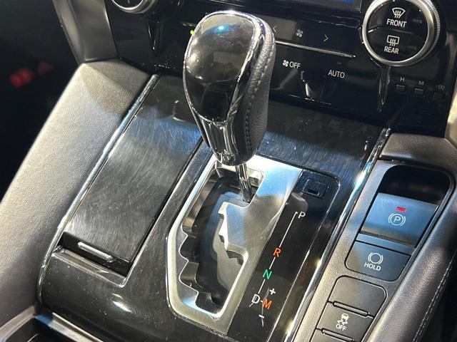 ヴェルファイア ２．５Ｚ　Ｇエディション　ツインムーンルーフ　フリップダウンモニター　ＢＩＧＸ１１ＳＤナビ　セーフティセンス　両側電動ドア　バックカメラ　１００Ｖ電源　　レーダークルーズ　禁煙車　電動リアゲート　ハーフレザーシート（57枚目）